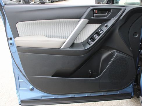 Used 2018 Subaru Forester 2.5i Premium w/ Protection Package #1 image 9