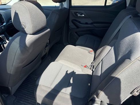 Used 2020 Chevrolet Traverse LS AWD/4WD image 10
