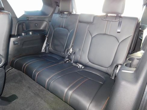 Certified 2025 Honda Pilot TrailSport image 36