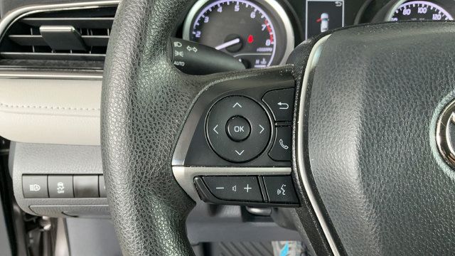 Used 2023 Toyota Camry LE FWD image 11
