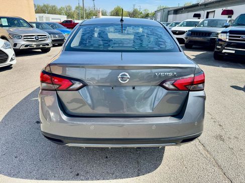 Used 2020 Nissan Versa S image 10