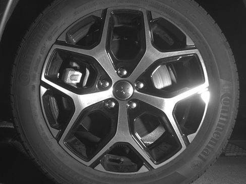 Used 2025 Jeep Compass Limited image 11