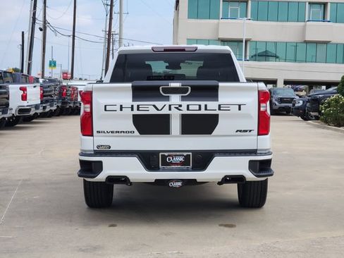 Used 2022 Chevrolet Silverado 1500 RST w/ Rally Edition RWD image 12