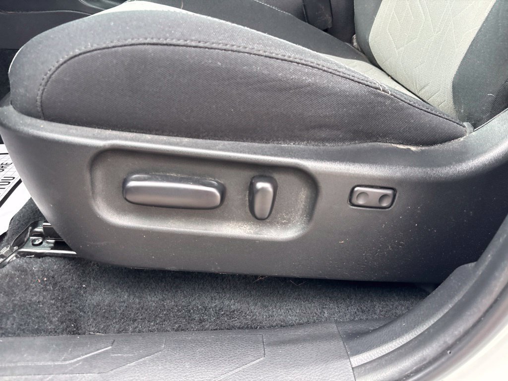 Used 2023 Toyota Tacoma TRD Sport AWD/4WD image 18