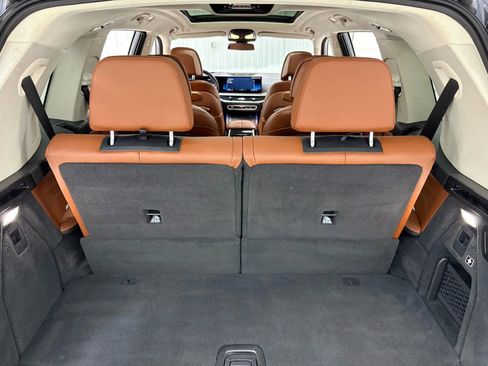 Used 2024 BMW X7 xDrive40i image 17