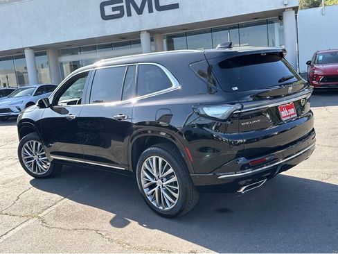 New 2026 Buick Enclave Avenir image 3