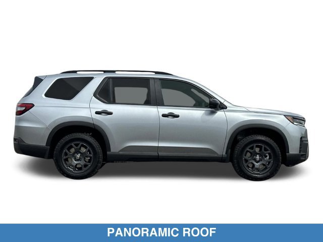 New 2026 Honda Pilot TrailSport image 4