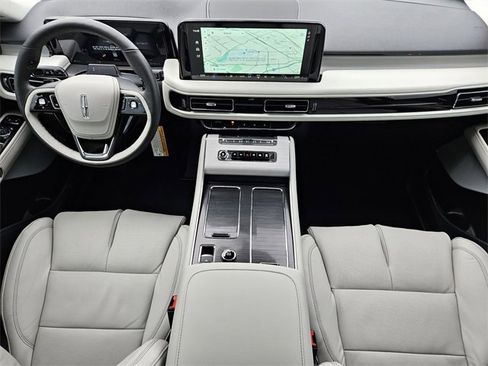 New 2026 Lincoln Aviator Reserve w/ Luxury Package image 24