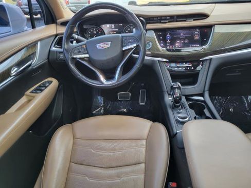 Used 2020 Cadillac XT6 Sport w/ Platinum Package image 16