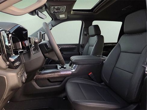 New 2026 Chevrolet Silverado 3500 LTZ w/ LTZ Convenience Package image 16