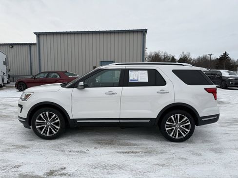 Used 2018 Ford Explorer Platinum image 4