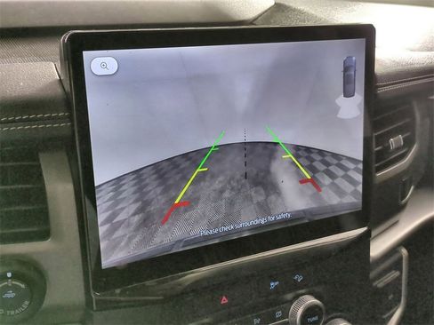 Used 2022 Ford Expedition XLT image 15