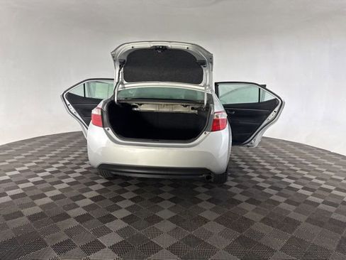Used 2016 Toyota Corolla S image 18