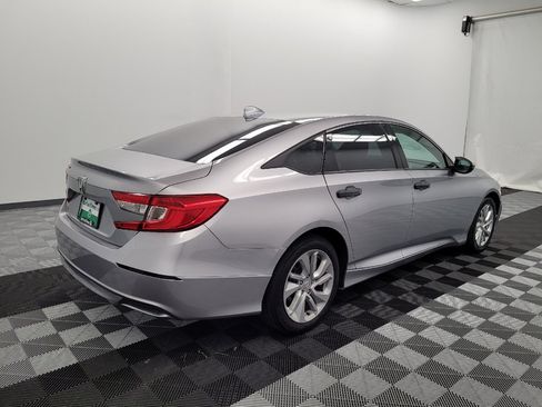 Used 2018 Honda Accord LX image 9