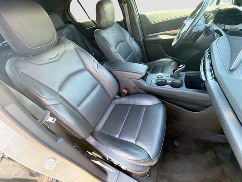 Certified 2025 Cadillac XT4 Premium Luxury FWD image 27