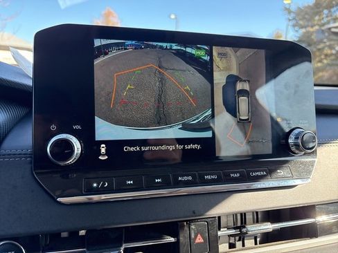 Used 2024 Mitsubishi Outlander SE Black Edition image 32