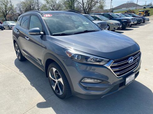 Used 2016 Hyundai Tucson Limited w/ Option Group 03 image 4