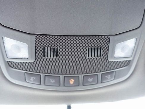 Used 2018 Ford F150 Lariat image 38