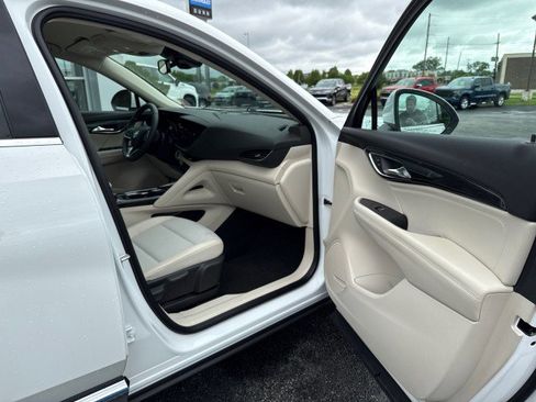 Used 2023 Buick Envision Preferred image 28