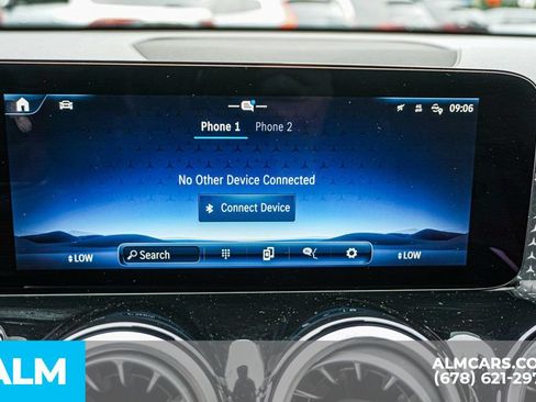 Used 2024 Mercedes-Benz GLB 250 image 37