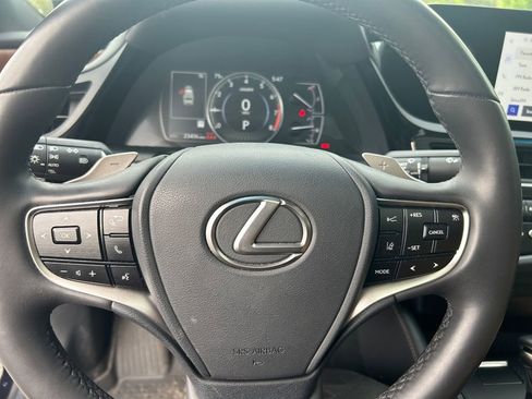 Used 2024 Lexus ES 350 w/ Premium Package FWD image 15