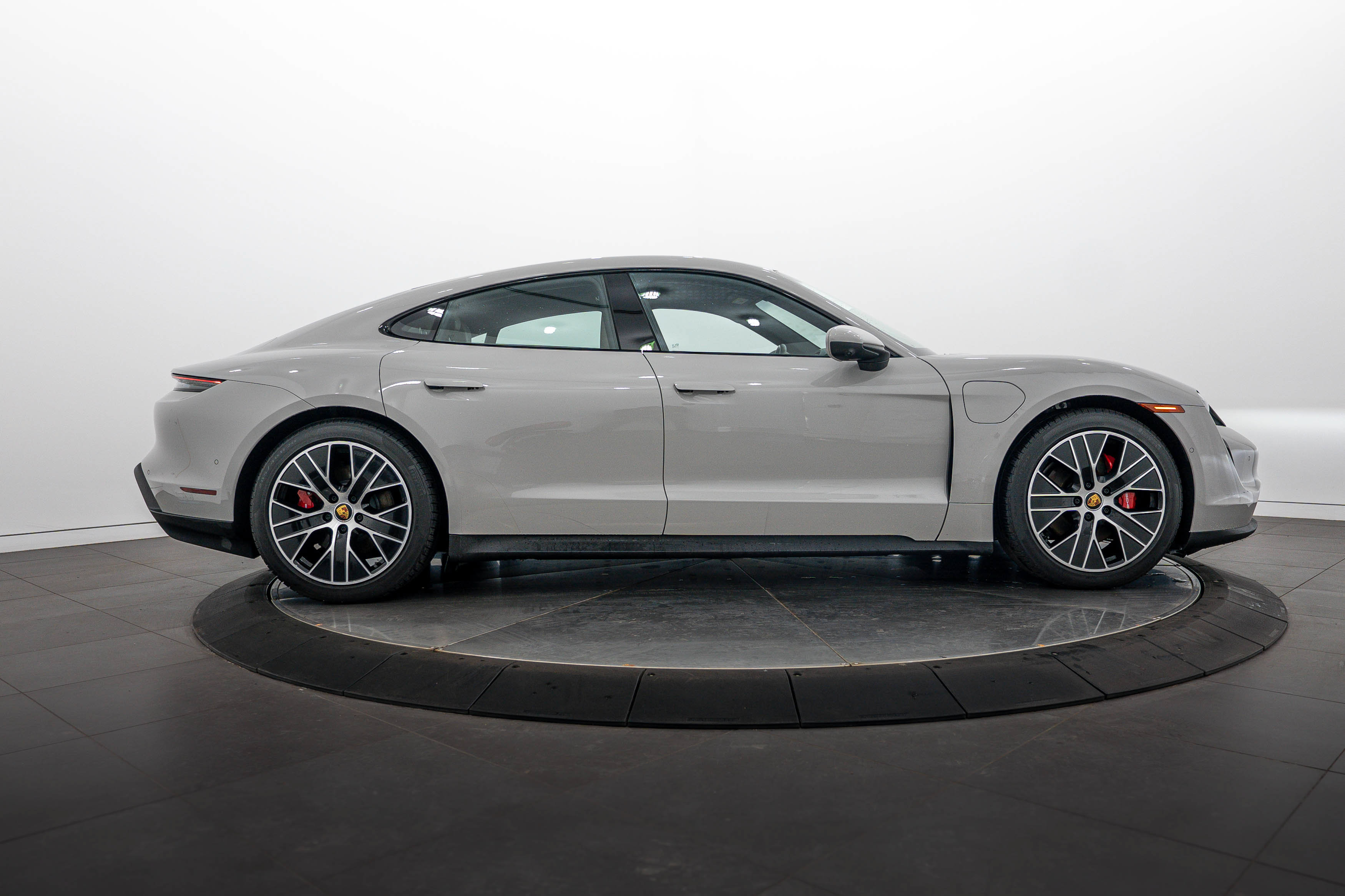 Certified 2023 Porsche Taycan 4S AWD/4WD image 8