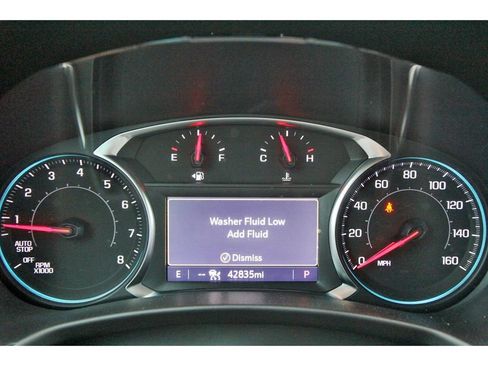 Used 2023 Chevrolet Equinox RS w/ RS Leather Package FWD image 13