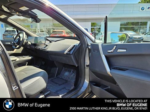 Used 2025 BMW iX xDrive50 image 10