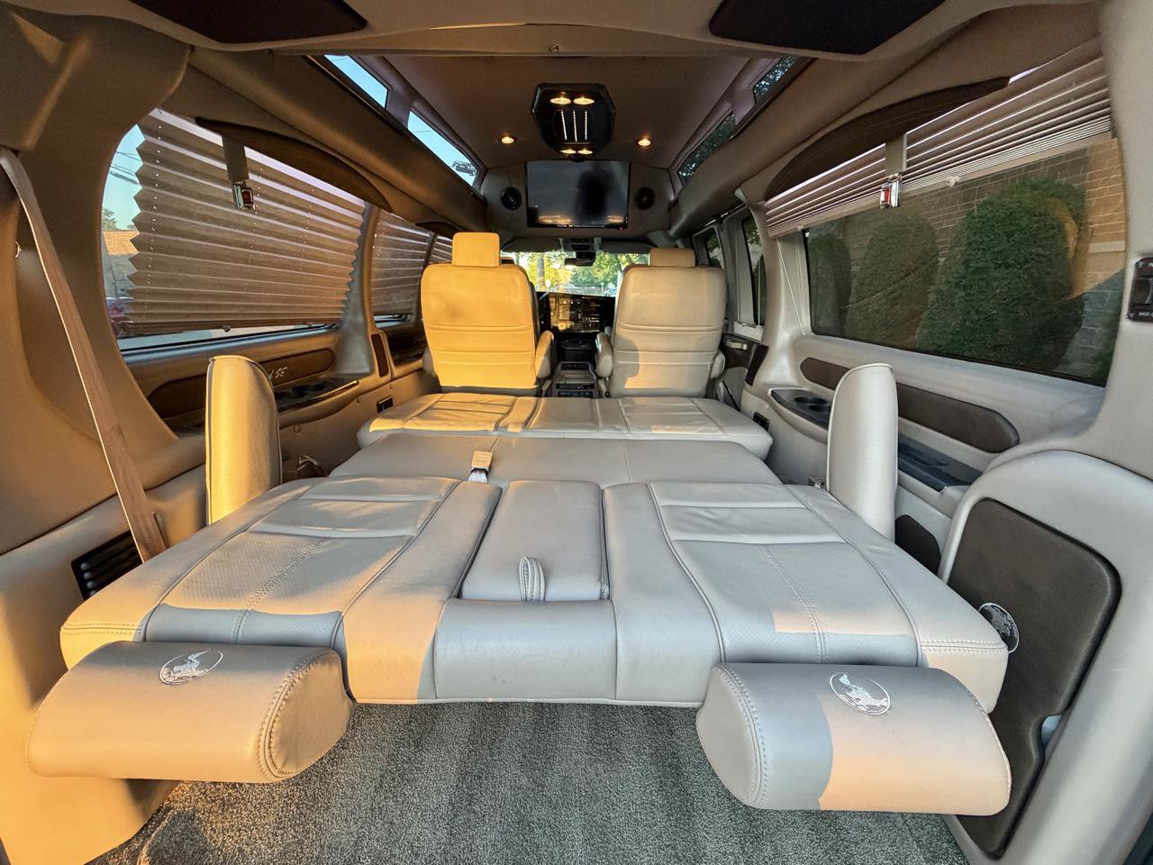 Used 2019 GMC Savana 2500 w/ Enhanced Convenience Package RWD image 42