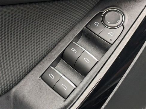 New 2026 Chevrolet Equinox RS image 9