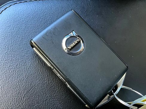 Used 2023 Volvo XC60 B5 Plus w/ Climate Package image 14