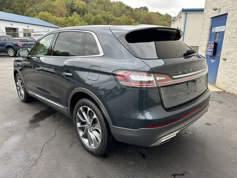 Used 2022 Lincoln Nautilus Reserve image 6