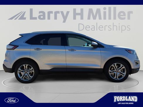 Used 2017 Ford Edge Titanium w/ Technology Package AWD/4WD image 6