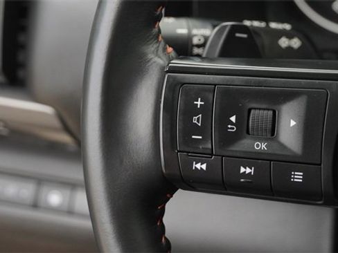 Used 2024 Nissan Pathfinder Rock Creek image 32