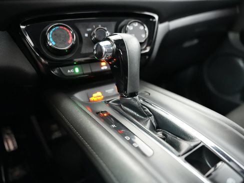 Used 2020 Honda HR-V Sport image 29