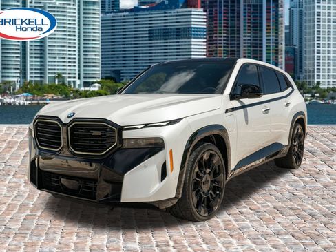 Used 2025 BMW XM AWD/4WD image 5