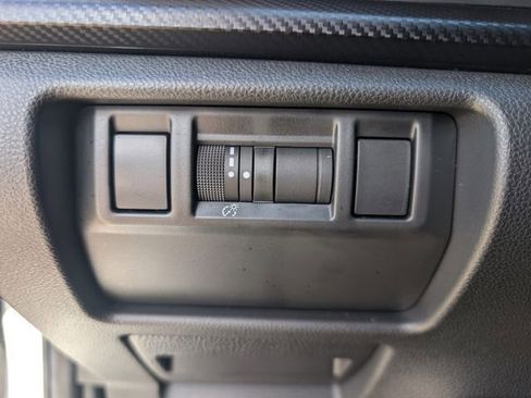 Certified 2025 Subaru Crosstrek 2.0i Premium image 30