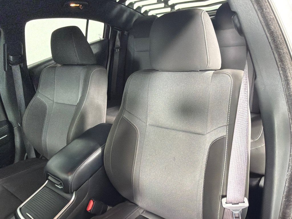 Used 2022 Dodge Charger SXT RWD image 12