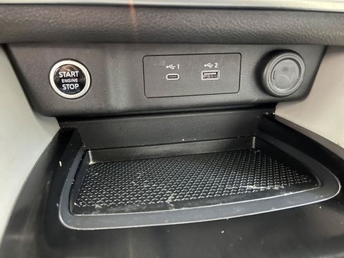 Used 2023 Nissan Rogue SL FWD image 68