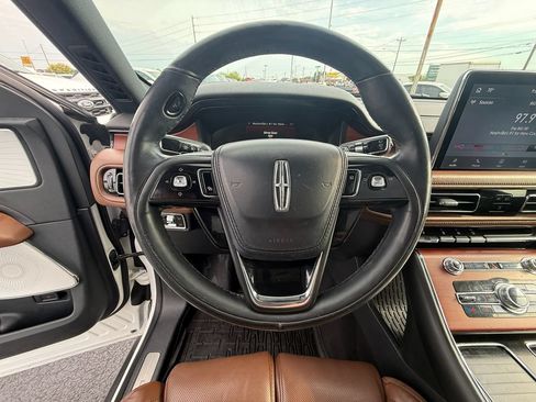 Used 2021 Lincoln Aviator Reserve w/ Equipment Group 208A AWD/4WD image 16