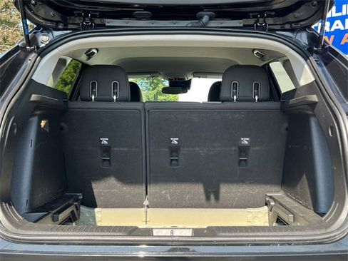 Used 2024 Chevrolet Trax LS w/ LS Convenience Package image 32