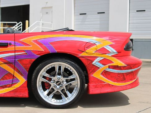 Used 1997 Chevrolet Camaro LT w/ Preferred Equipment Group 2 RWD image 29