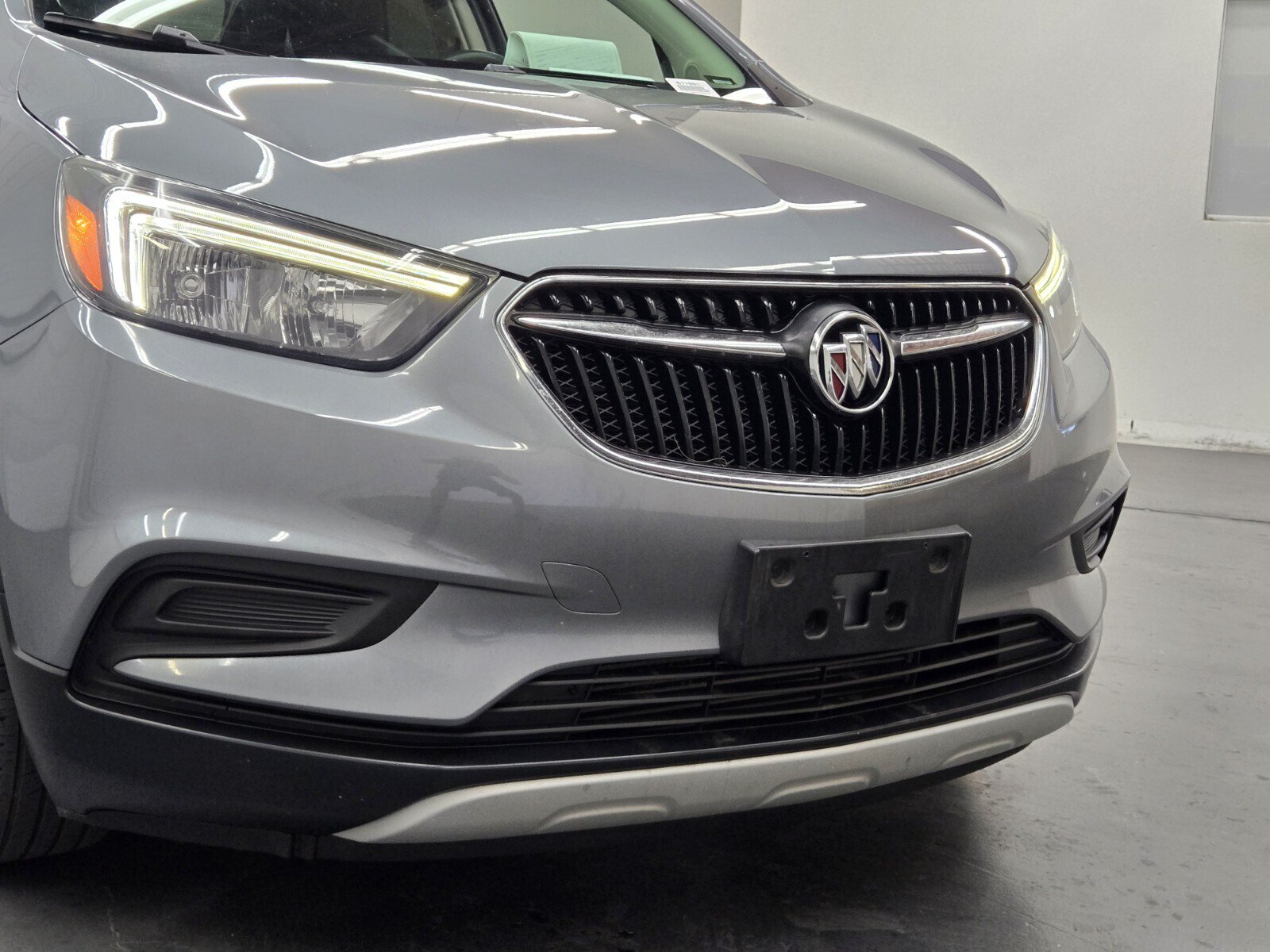 Used 2019 Buick Encore Preferred FWD image 5