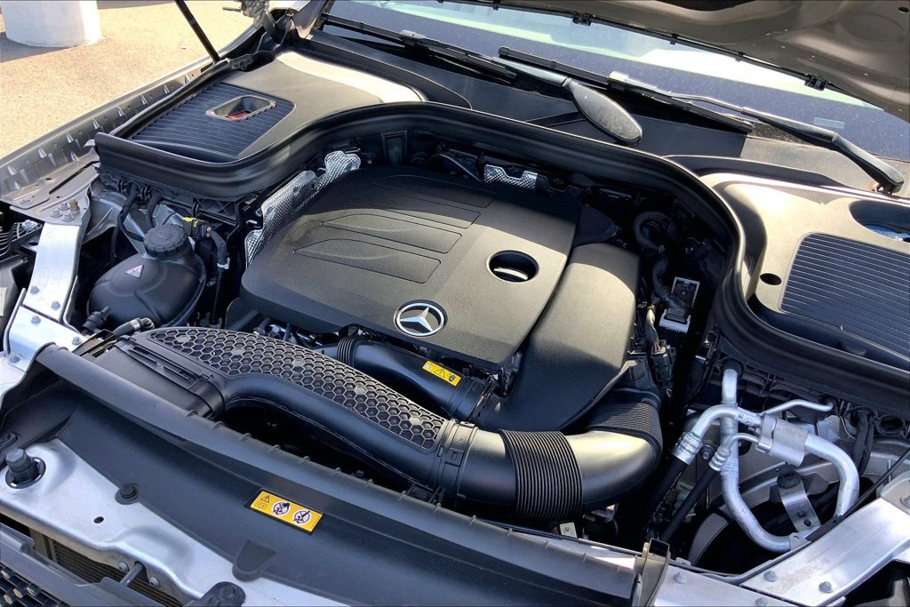 Used 2023 Mercedes-Benz GLC 300 4MATIC Coupe image 31