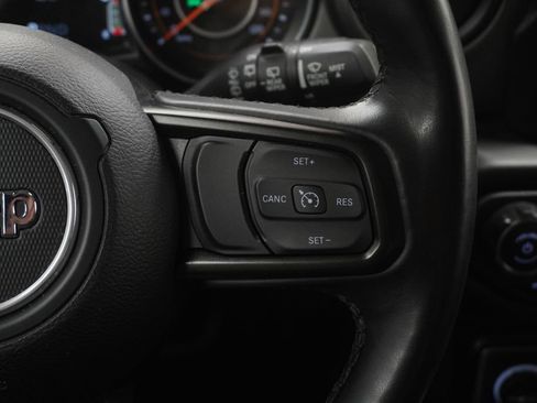 Used 2022 Jeep Wrangler Unlimited Sport image 37