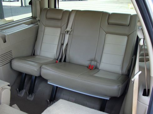 Used 2006 Ford Expedition Eddie Bauer AWD/4WD image 29