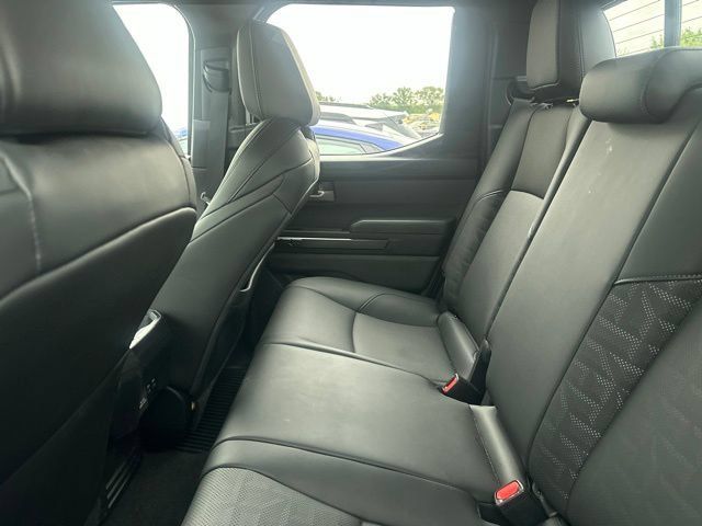 Used 2024 Toyota Tacoma TRD Sport w/ TRD Sport Premium Package AWD/4WD image 19