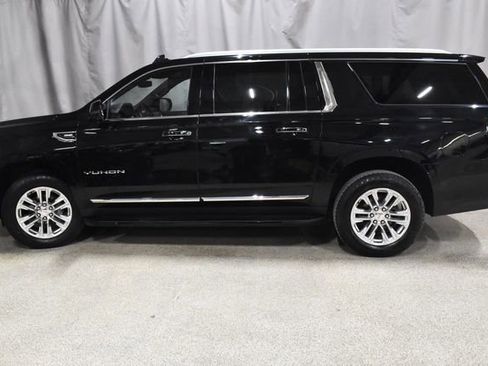 Used 2023 GMC Yukon XL SLT image 6