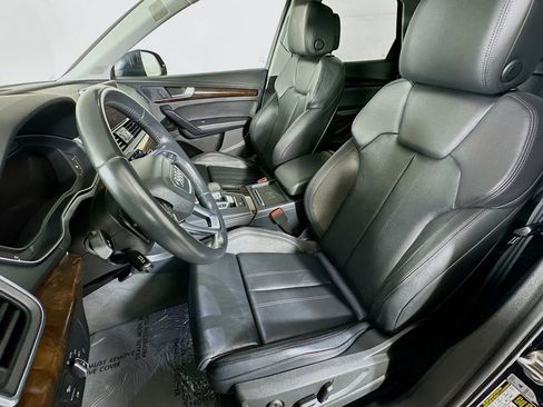 Used 2019 Audi Q5 2.0T Premium Plus w/ Premium Plus Package image 18