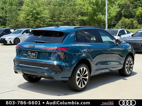 New 2026 Audi Q3 quattro 2.0T AWD/4WD image 13